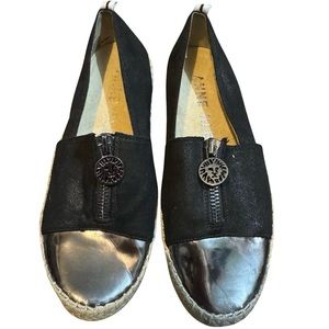 Black Anne Klein zip up loafers